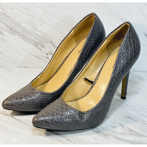 Express Womens Faux Snakeskin Heels Size  7 Point Toe  Heel 4” - Picture 1 of 8